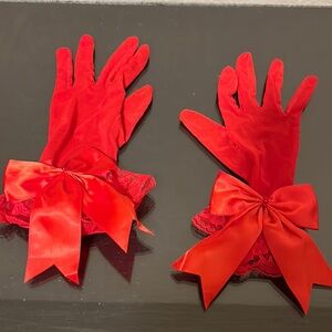 Vintage Red lace gloves